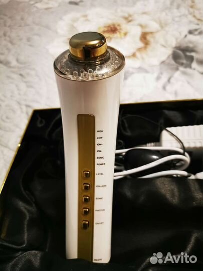 Массажер для лица Lamorage