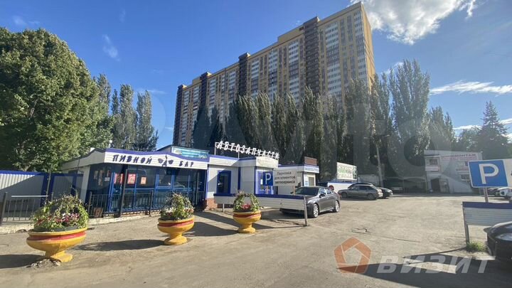 Магазин автозапчастей, рядом с автосервисом