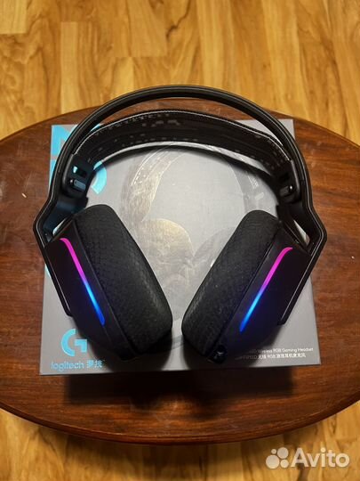 Игровые наушники logitech G733