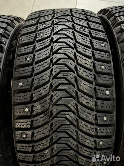 Michelin Latitude X-Ice North 3 235/45 R19