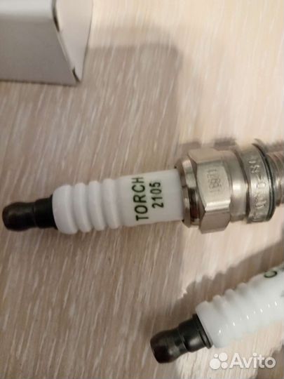 Свечи зажигания иридевые Torch HU10A80P