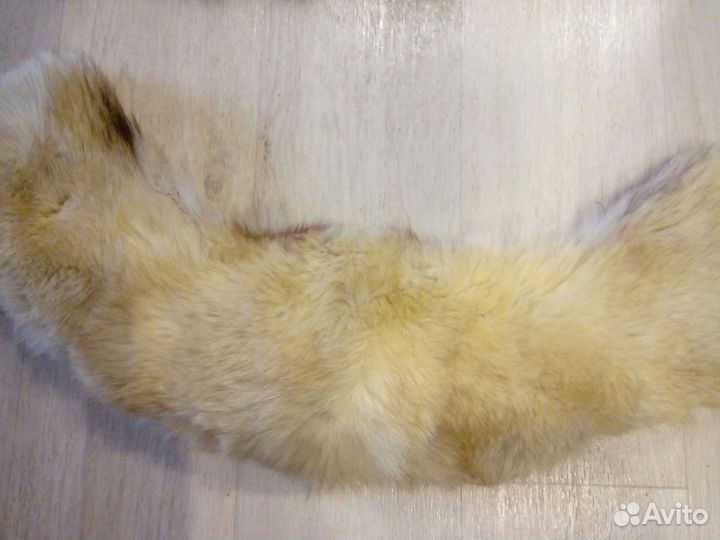 Воротники 5шт и 2 шапки из песца