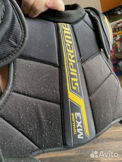 Нагрудник хоккейный bauer