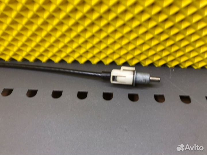 Трос переключения АКПП Mercedes-Benz C-Class W203