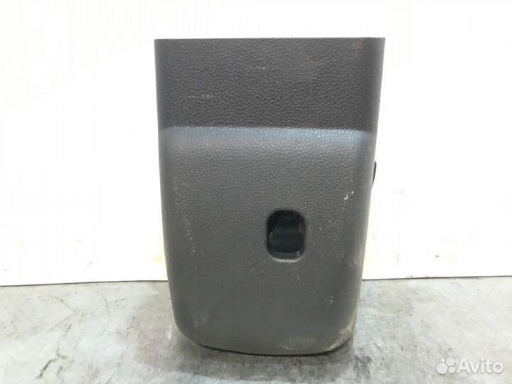 Кожух рулевой колонки Volkswagen Polo 1 седан CFN