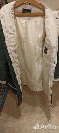 Пуховик женский длинный