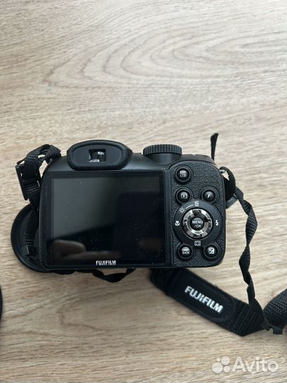 Зеркальный фотоаппарат