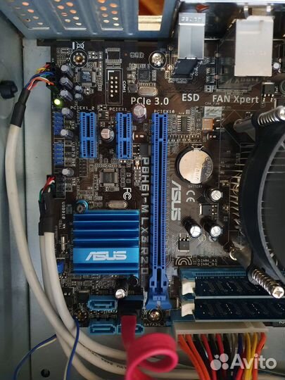 1155 материнка Asus и 2100