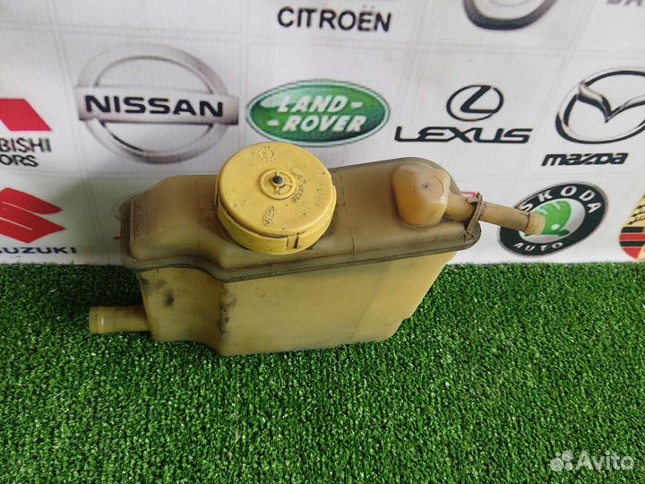 Бачок гур Ford Escort/Orion