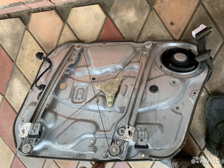 Левый стеклоподъёмник Hyundai elantra HD Хендай a3