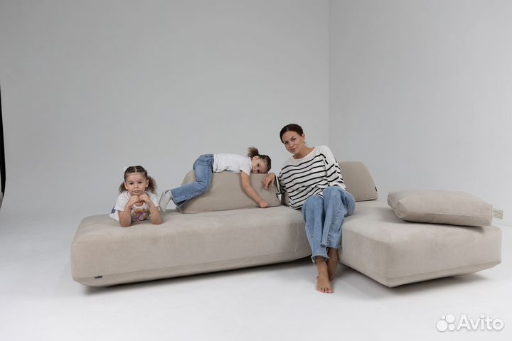 Диван со спальным местом 2700х1650 мм