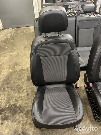 Комплект сидений Opel Astra j cosmo