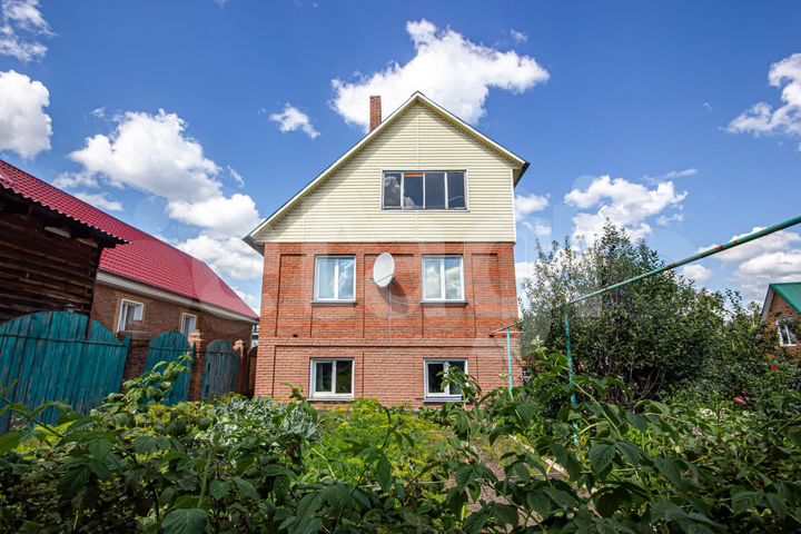 Дом 153,6 м² на участке 13,5 сот.