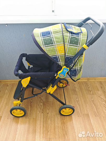 Прогулочная коляска