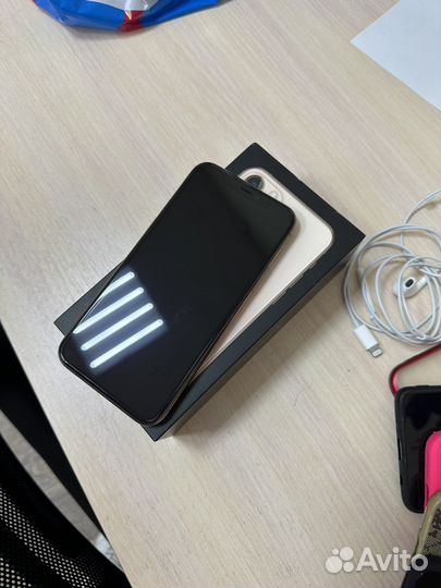 Телефон iPhone 11 PRO 256 гб