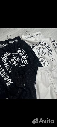 Костюм женский