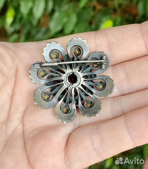 Брошь времен ссср,серебро 875
