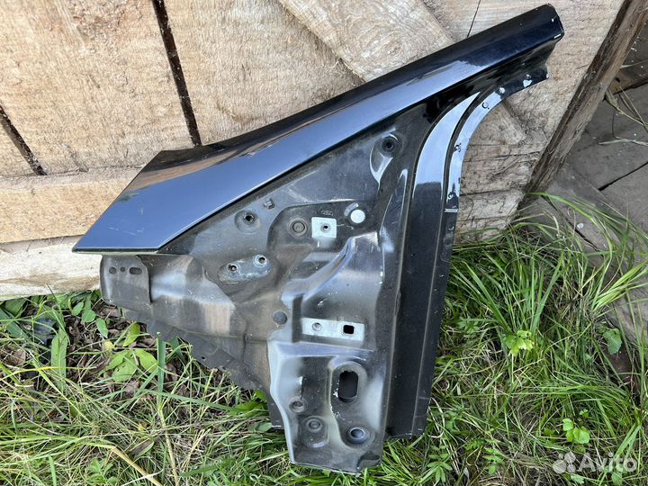 Стойка лобового стекла Ford Focus 3