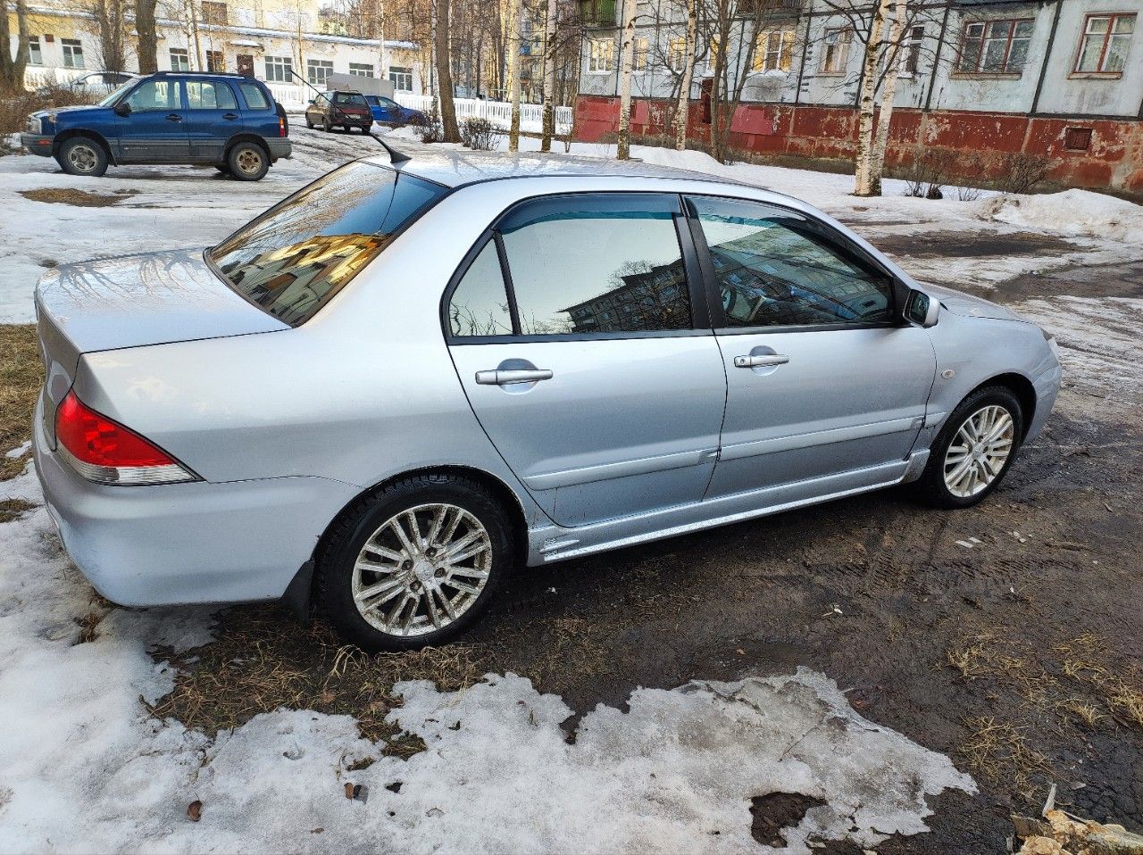 Mitsubishi Lancer: фото владельца