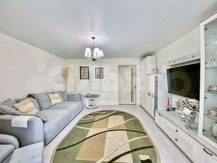 1-к. квартира, 37 м², 2/5 эт.