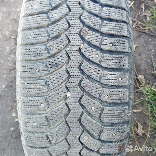 Bridgestone Blizzak Nordic 245/65 R17 111T