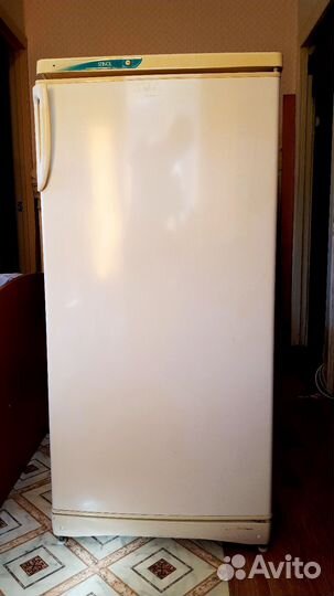 Холодильник Stinol 232 Q