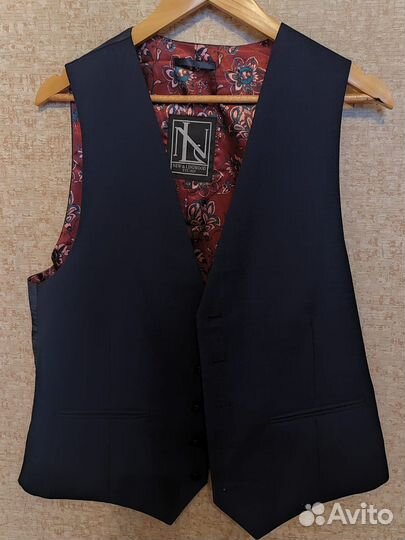 Шикарный жилет New & Lingwood шерсть