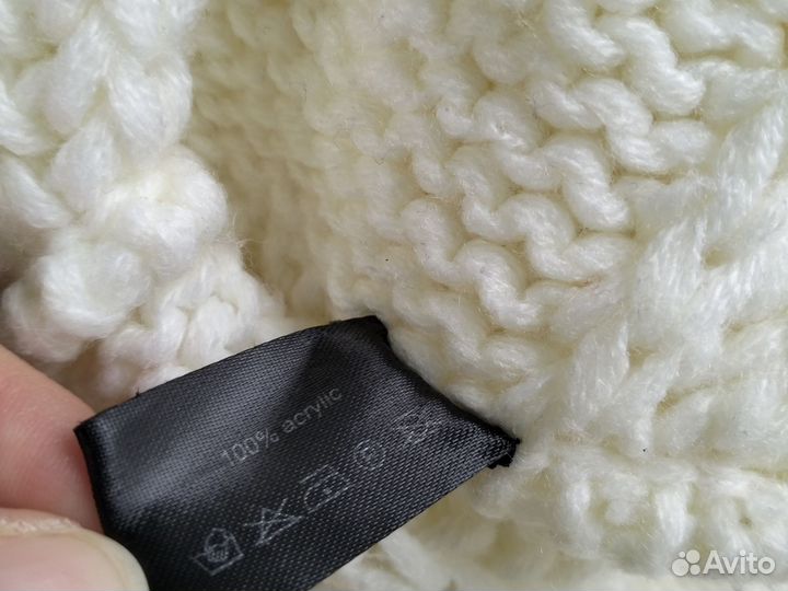 Шапка женская вязаная и снуд белый