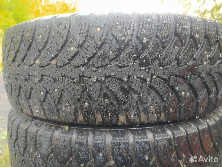 Nokian Tyres Hakkapeliitta 4 185/65 R15 88