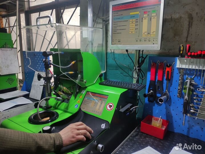 Форсунка opel Astra 0445110183