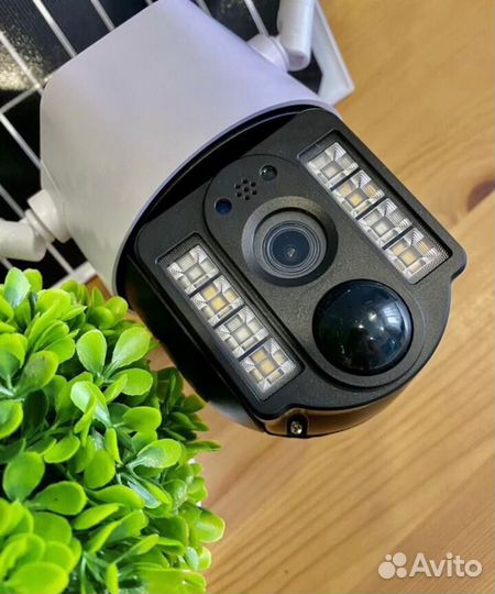 Камера видеонаблюдения с солнечной панелью, сим