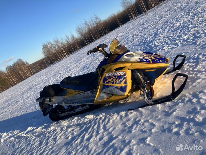 Продам снегоход брп