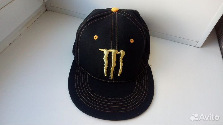 Бейсболка Monster Energy с круглым козырьком