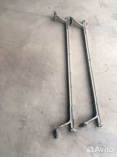 Универсальный багажник на водостоки