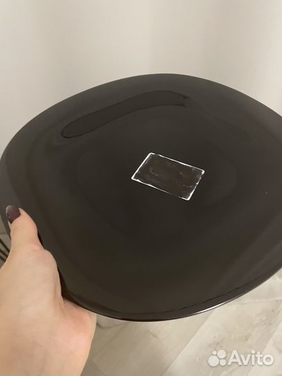 Тарелка черная