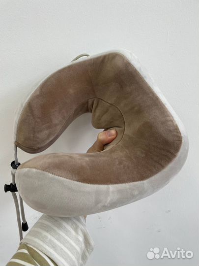 Массажная подушка для шеи