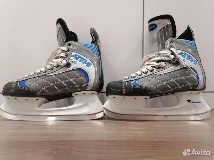 Коньки хоккейные