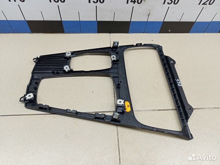 Накладка (кузов внутри) 5-serie GT F07 2009-2016