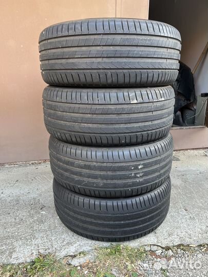Pirelli Scorpion 255/45 R19 100V