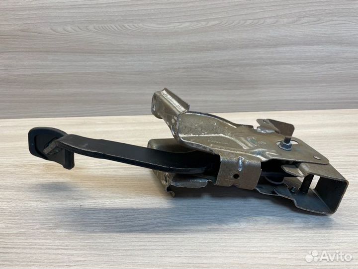 Педаль тормоза LADA X-Ray