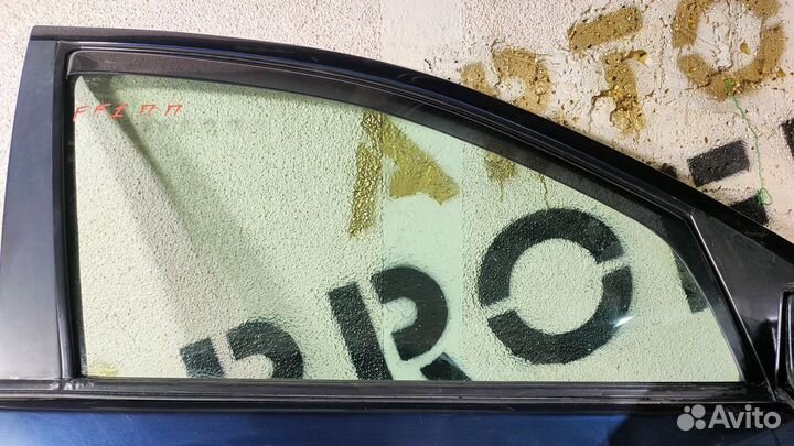 Стекло двери передней правой для Ford Focus (I) I