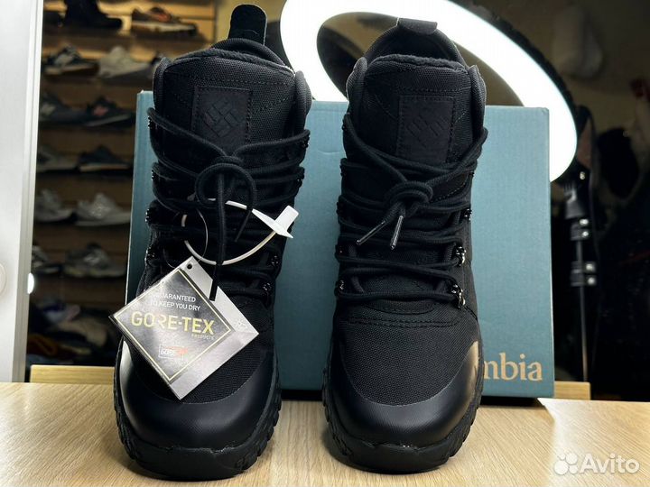 Мужские зимние кроссовки