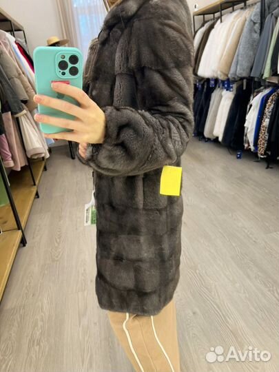 Абсолюно новая норковая шуба с капюшоном