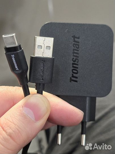 Сетевое зарядное устройство 18w. USB Type-C кабель