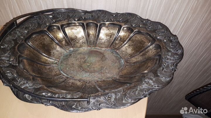 Фруктовница антикварная, фирма 