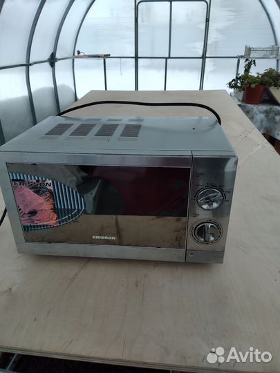 Микроволновая печь Erisson