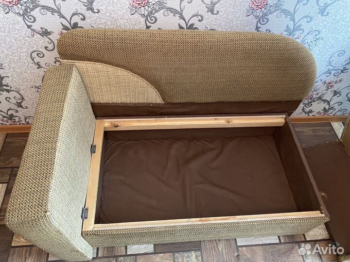 Диван (тахта)