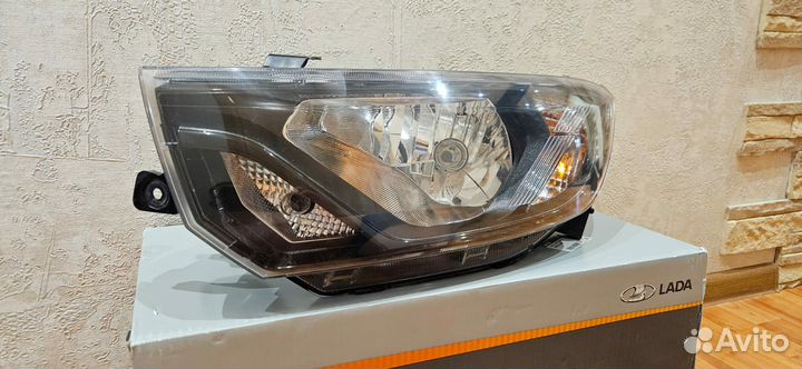 Фара левая Лада Гранта FL