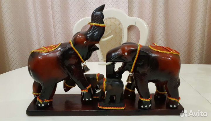 Деревянные слоны 37 см статуэтка