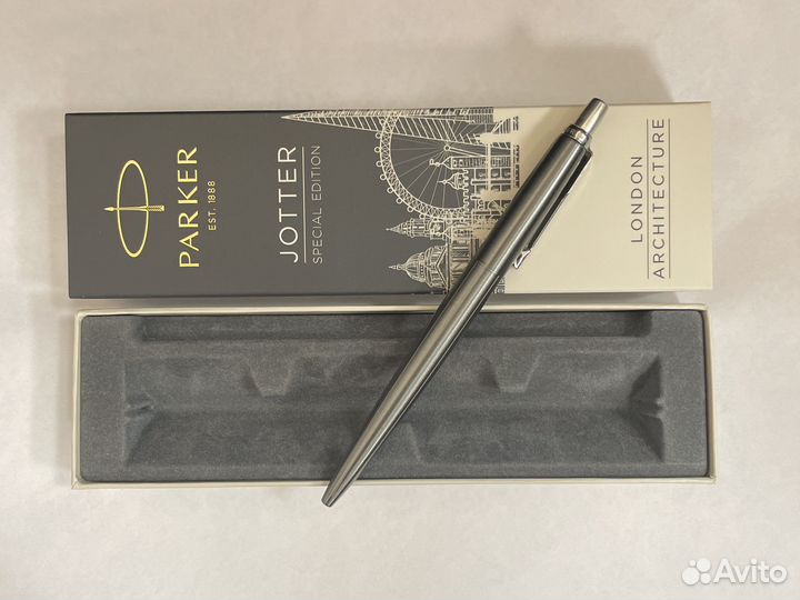 Шариковая ручка parker